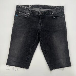 Hurley Black '81 Skinny Cut-Off Bermuda Jean Shorts Size 29 Women’s